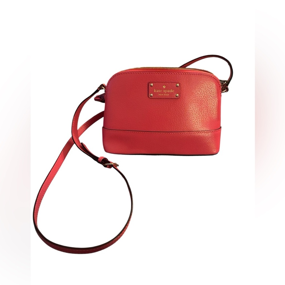 EUC KATE SPADE WELLESLEY HANNA SMALL DOME PINK CROSSBODY